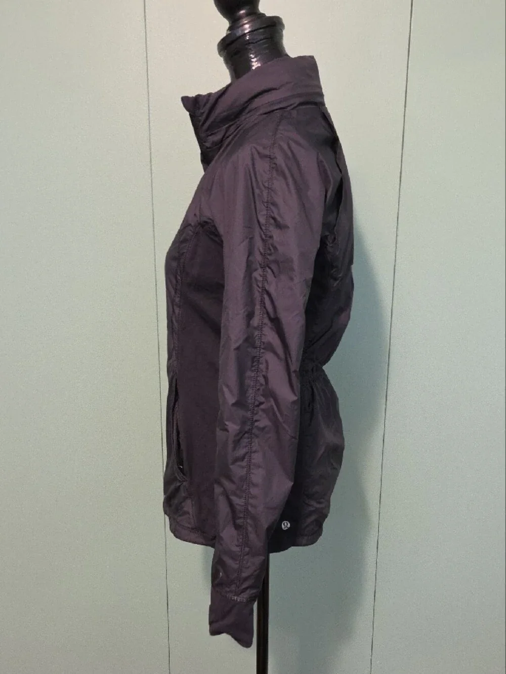 Lululemon Women’s Black Lined Zip-Up Hide Away Hood Jacket Size 6